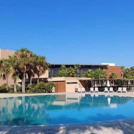 Herdade Dos Salgados By Maggie *